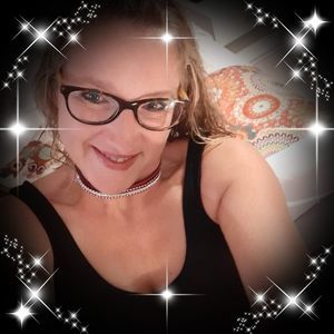 Meet your Posher, Aline